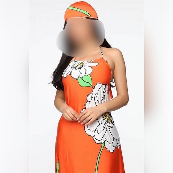 Maxi dress with matching head scarf. - Picture 5 of 5